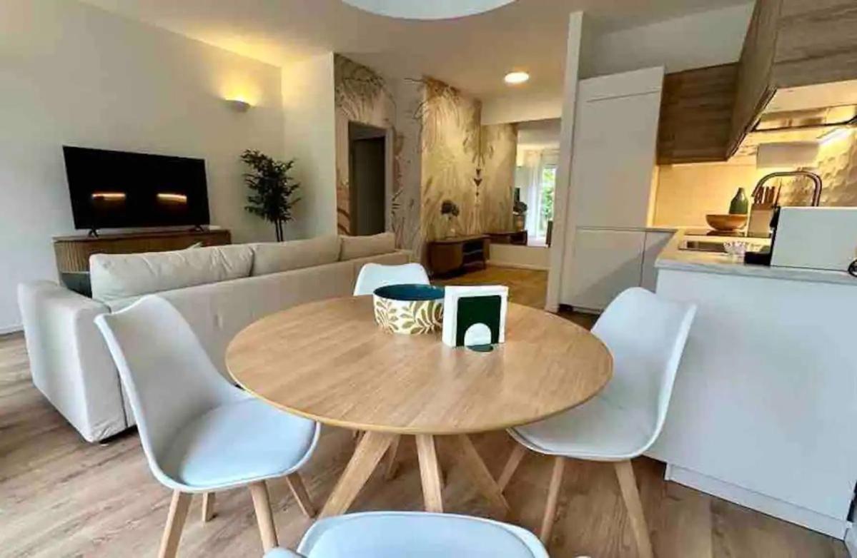 Luxury 2 Bedroom Apartament, Close To San Siro, Fiera And 10 Min Metro To Duomo Milano Esterno foto