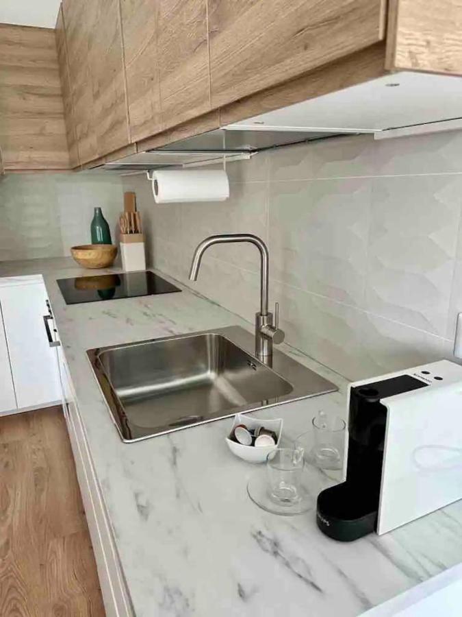 Luxury 2 Bedroom Apartament, Close To San Siro, Fiera And 10 Min Metro To Duomo Milano Esterno foto