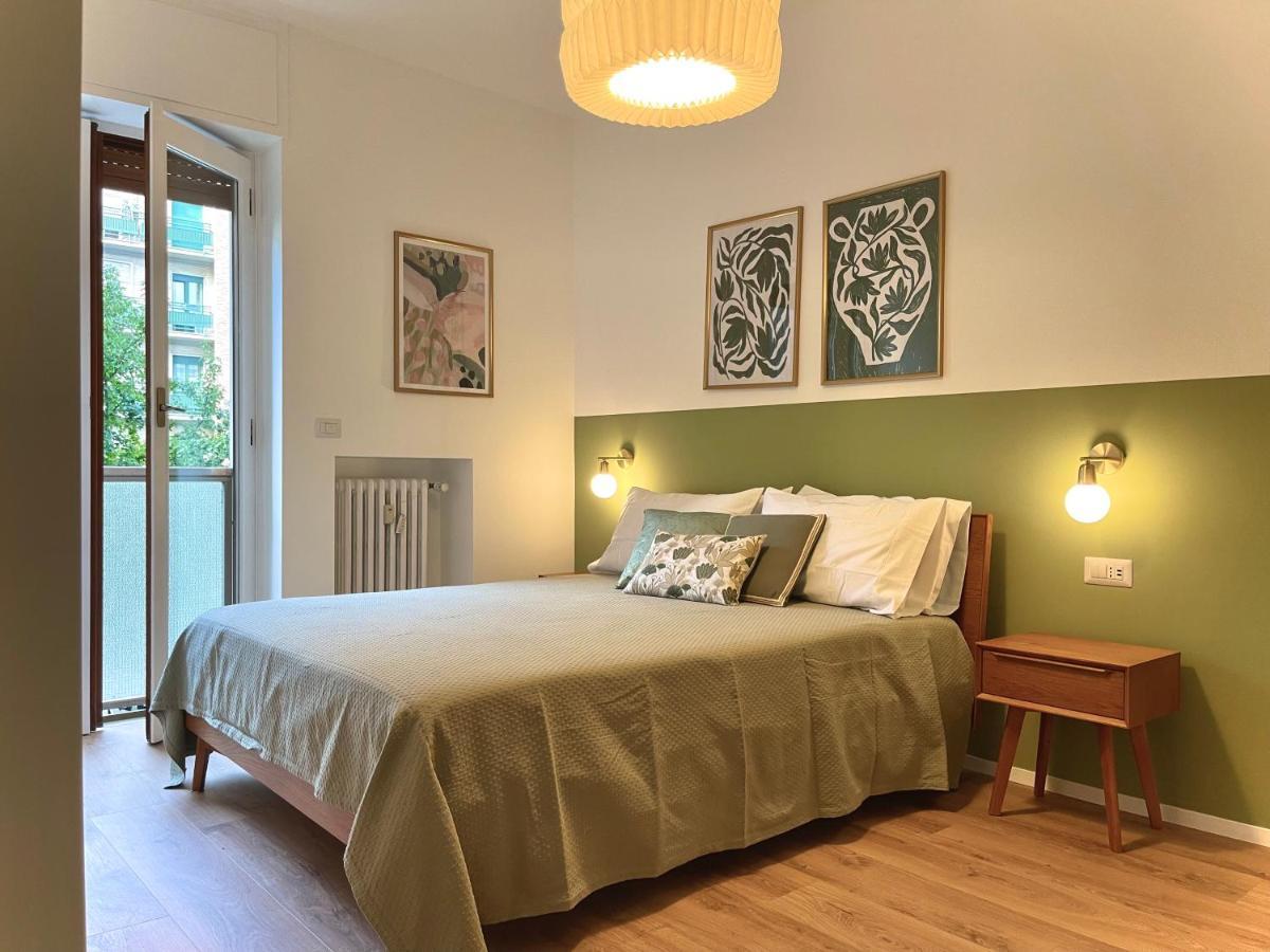 Luxury 2 Bedroom Apartament, Close To San Siro, Fiera And 10 Min Metro To Duomo Milano Esterno foto